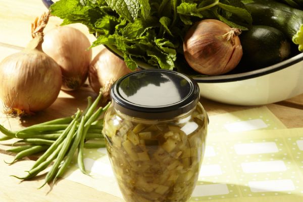 Courgette and mint chutney