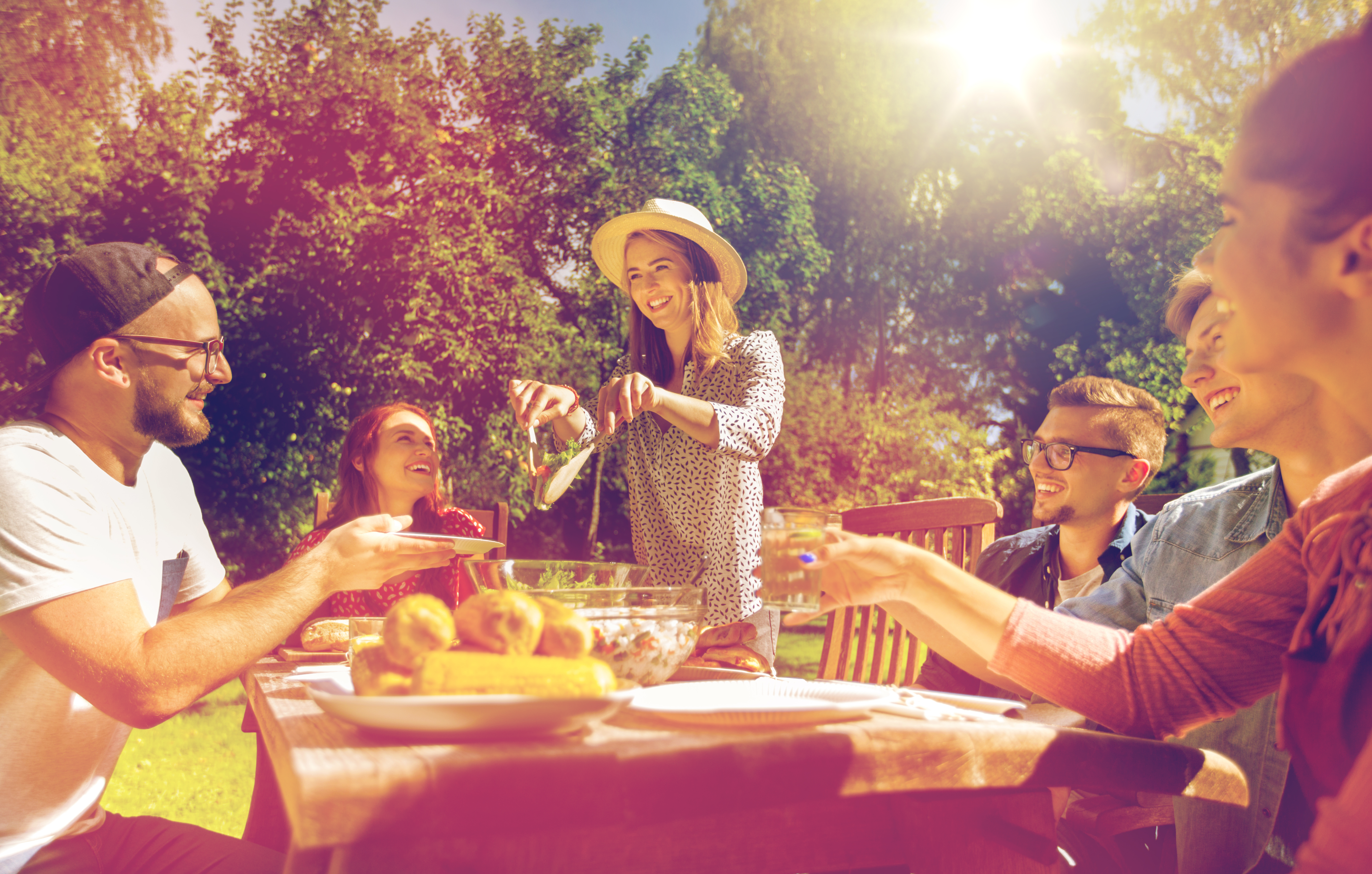 Tips for a healthy summer picnic